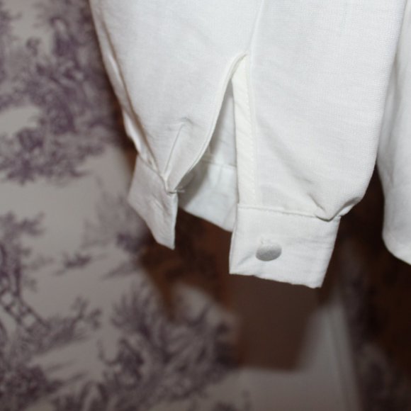 Formal blouse. Button up back. Size-M NWT - Picture 4 of 7